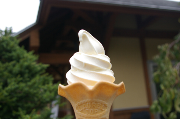 豆乳ソフトクリーム【スーベニアプロジェクト】タビモノ 2011：笠間 – つくば vol.2 「笠間焼と豆腐」